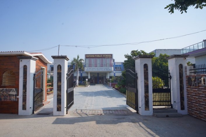 Students of Oxford Public School Jind